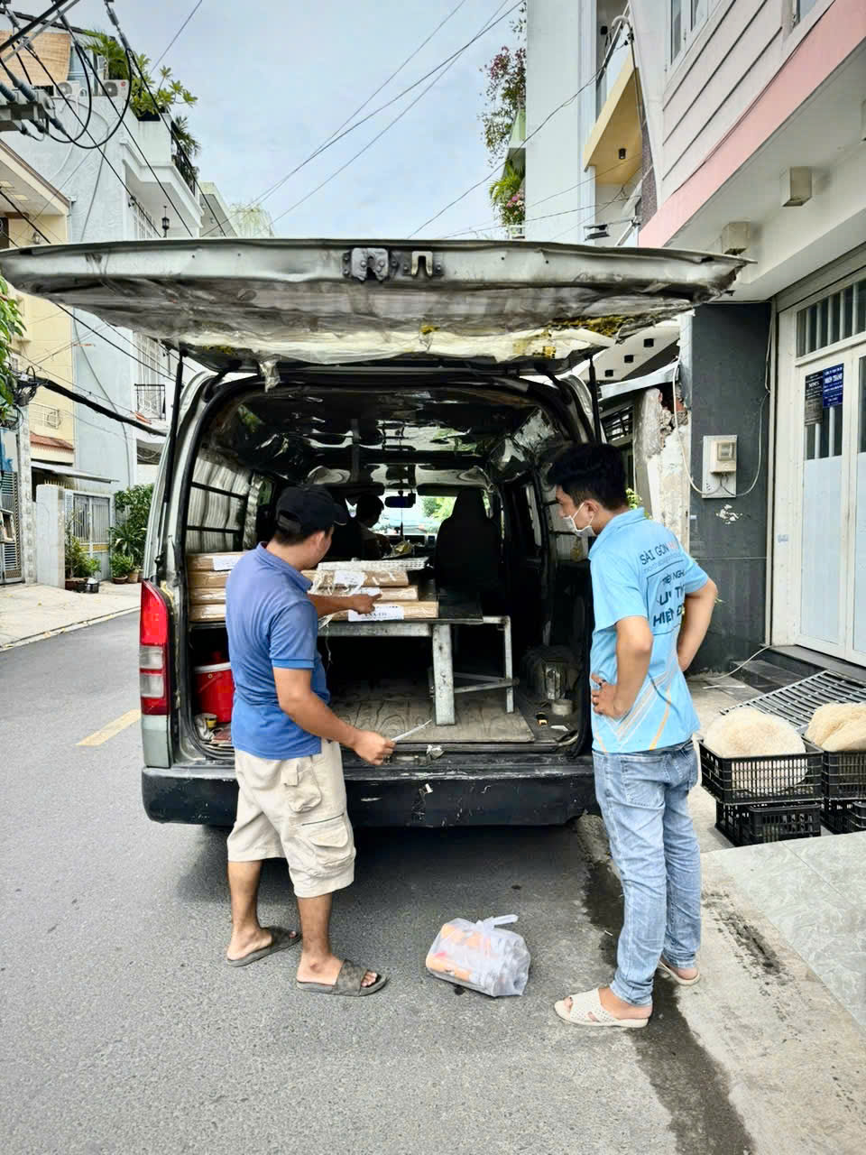 Hàng mới nguyên kiện 